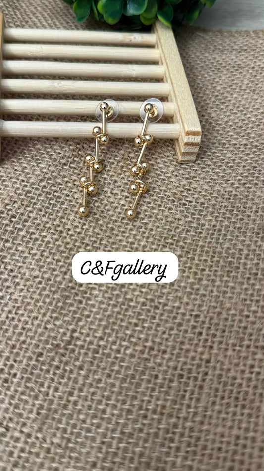 Aretes estilo colgante ¨Safira¨